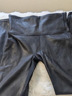 SPANX Faux Leather Leggings Black High Rise Shaping Size M